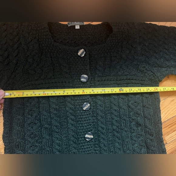 Carraig Donn Ireland Dark Green Pure New Wool Knit Buttoned Cardigan Sweater Top - Picture 5 of 9